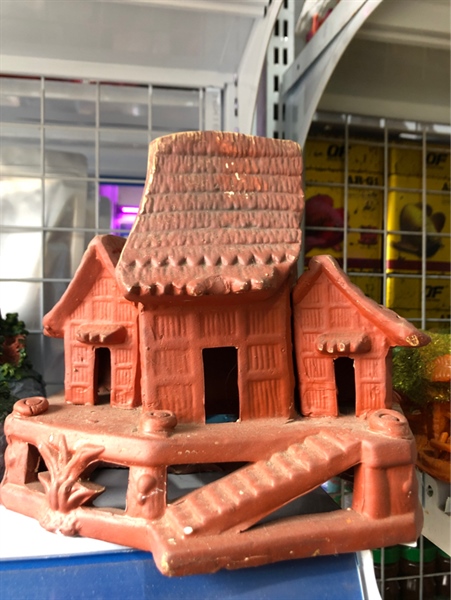 Trang Trí Hồ Cá - Non Bộ (Nhà Rông Đá Đại)