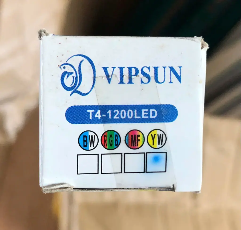 Vipsun T4-1200LED ( Trắng Vàng ) Đèn Ống 
