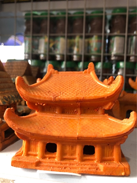 Trang Trí Hồ Cá - Non Bộ (Đền Vuông Nhỏ)