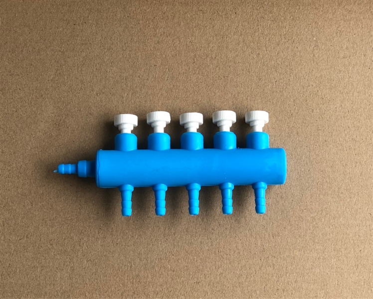 Bồ Cào Chia Oxi Xanh Có Khóa (5 Vòi)