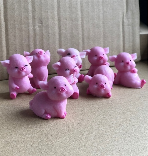 [BS.PGF.TRATRI.00176] Trang Trí - Mã Heo